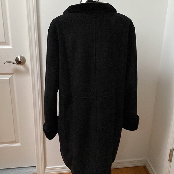Gallery Black Winter Coat - Picture 2 of 9